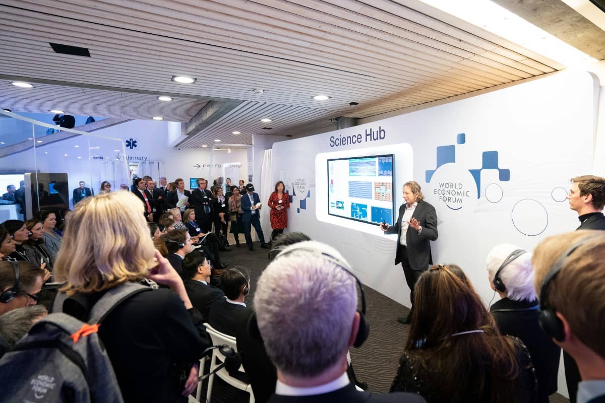 Crisis Leadership: Your Defining Moment as CEO (And Why the First 48 Hours Decide the Rest)