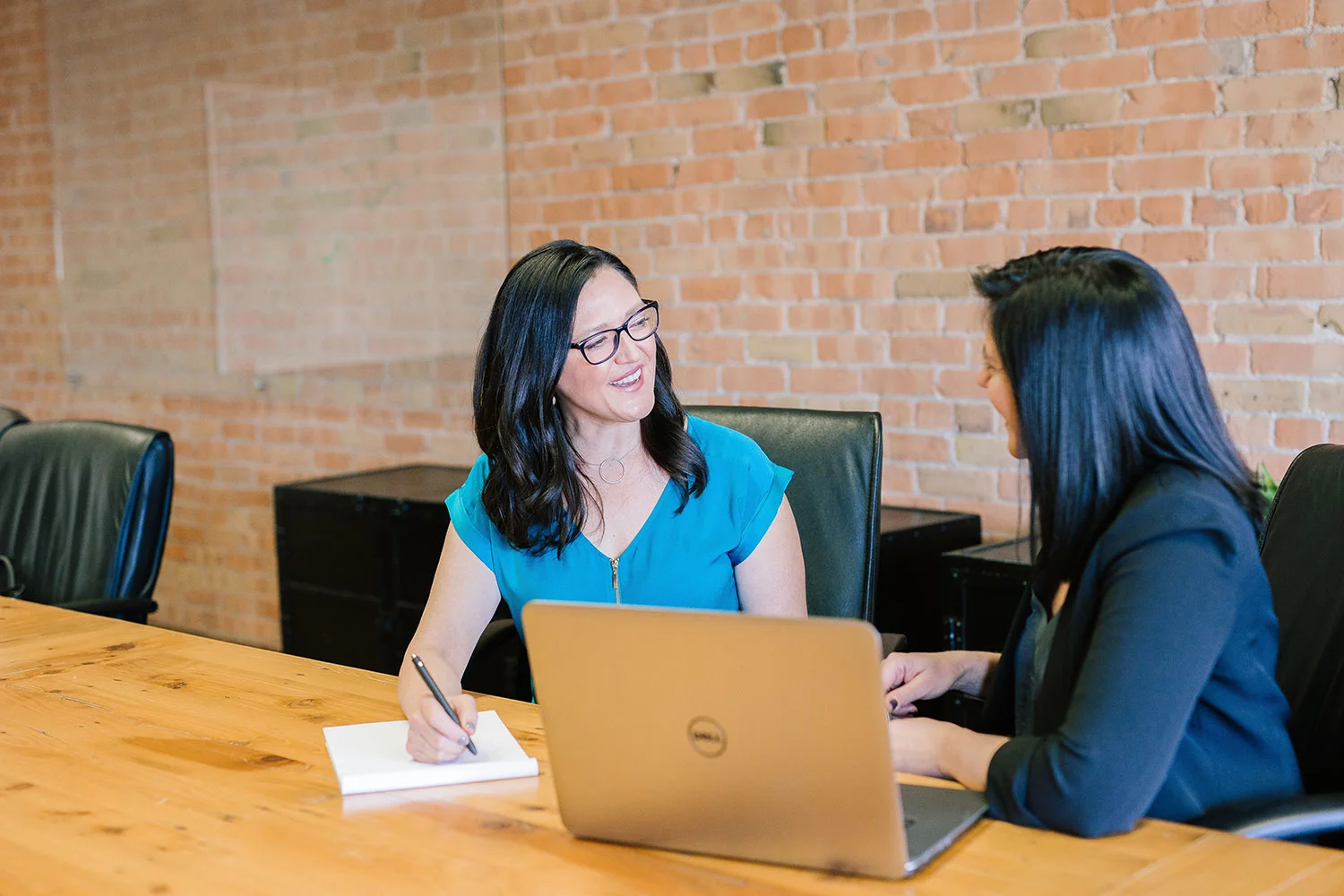 The Top 28 Leadership Qualities, Traits, Skills & Competencies That Make Exceptional Leaders