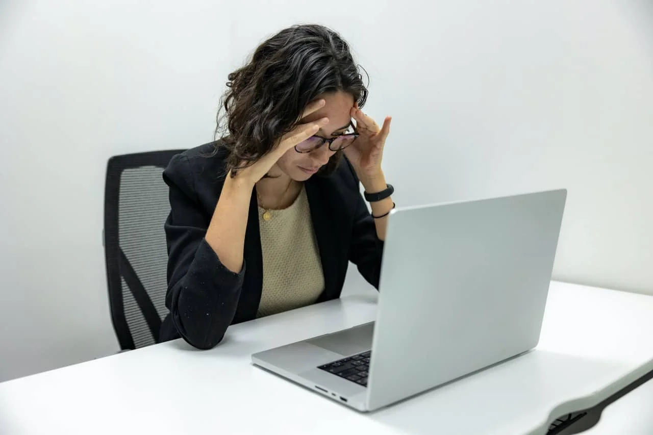 Imposter syndrome: definition, types, symptoms, causes & strategies